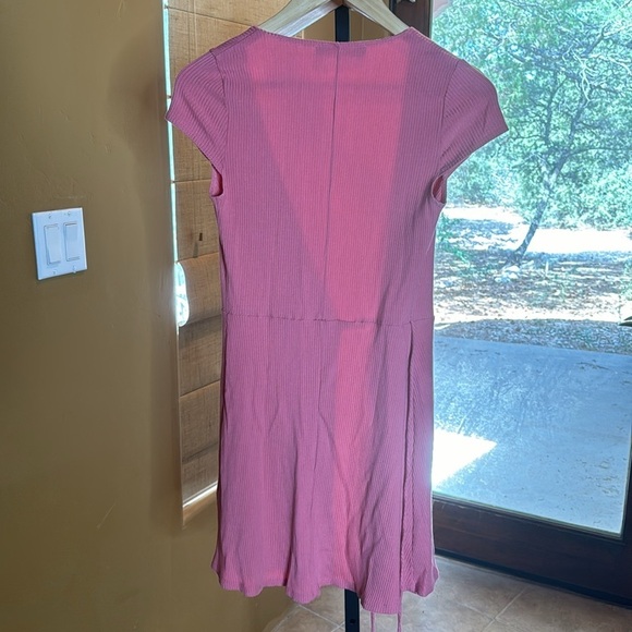 Reformation Tulip Ribbed Wrap Mini Dress In Dusty Rose Pink Size XS - Picture 5 of 10